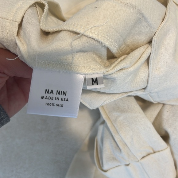 NWOT Na Nin Townes Raw Silk Shorts, Cream, MD - Picture 4 of 5